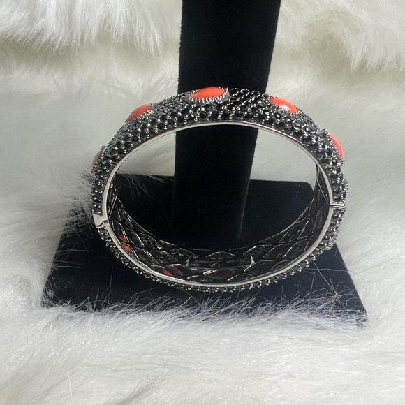 Rina Limor  Onix and Coral 🧡 Bangle - Picture 9 of 17